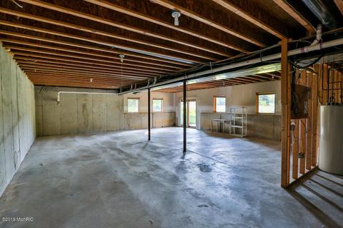 1067 E Beard Rd, Perry, MI 48872 photo 22