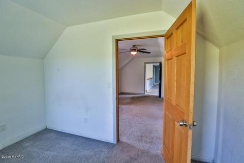 1067 E Beard Rd, Perry, MI 48872 photo 20