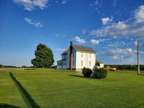 10691 E Territorial Rd, Waldron, MI 49288 photo 1