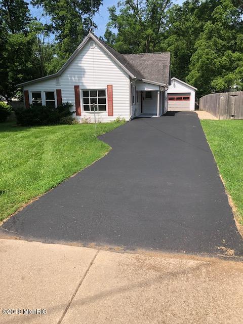 403 N Marshall Ave, Marshall, MI 49068 photo 1
