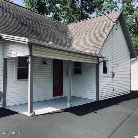 403 N Marshall Ave, Marshall, MI 49068 photo 2
