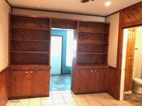 403 N Marshall Ave, Marshall, MI 49068 photo 12