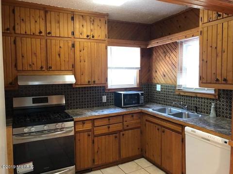 403 N Marshall Ave, Marshall, MI 49068 photo 9
