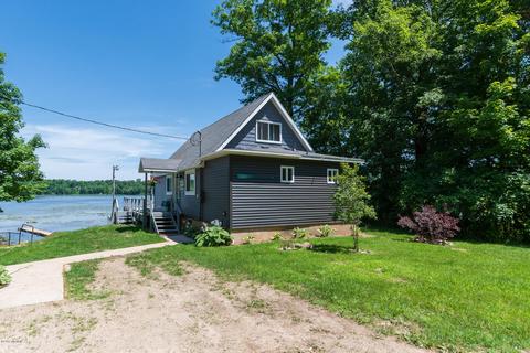 14641 M-89, Augusta, MI 49012 photo 4