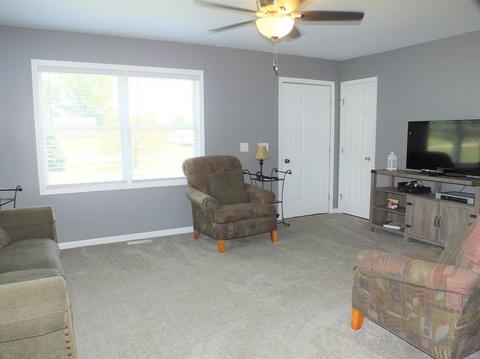 6066 Tanglewood Dr, Lowell, MI 49331 photo 7