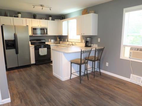 6066 Tanglewood Dr, Lowell, MI 49331 photo 5