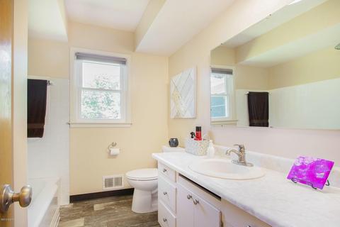 7487 Glendora Ave, Jenison, MI 49428 photo 23