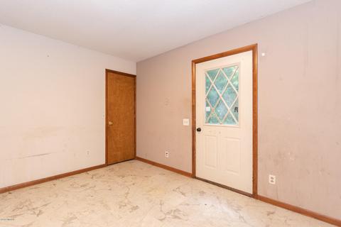 12792 M-89, Plainwell, MI 49080 photo 7