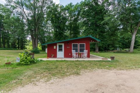 21062 Schweitzer Rd, Three Rivers, MI 49093 photo 4