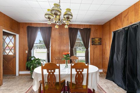 146 S Benson St, White Cloud, MI 49349 photo 2