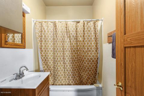 146 S Benson St, White Cloud, MI 49349 photo 10