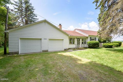 9186 E Q Ave, Scotts, MI 49088 photo 1