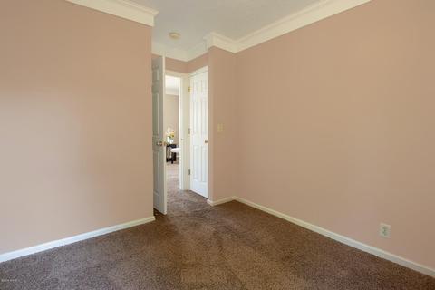 826 E Main St, Lowell, MI 49331 photo 13