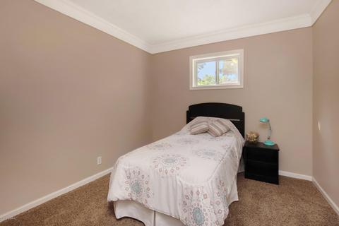 826 E Main St, Lowell, MI 49331 photo 18
