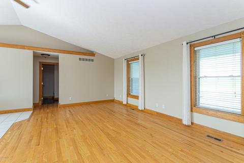 52771 Nottawa Rd, Mendon, MI 49072 photo 4