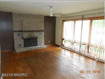 401 8th Ave, Three Rivers, MI 49093 photo 2