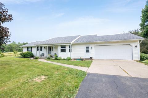 11275 Ayers Rd, Marcellus, MI 49067 photo 2