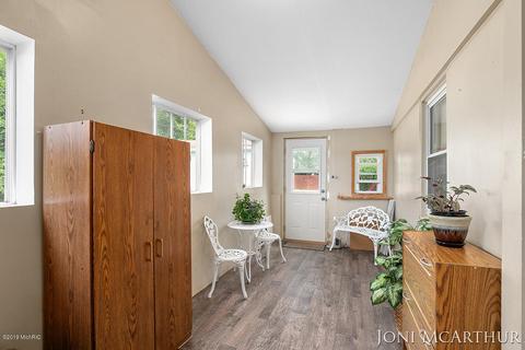743 Root St, Belding, MI 48809 photo 16