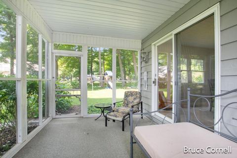 11056 Higley Cir E, Schoolcraft, MI 49087 photo 8