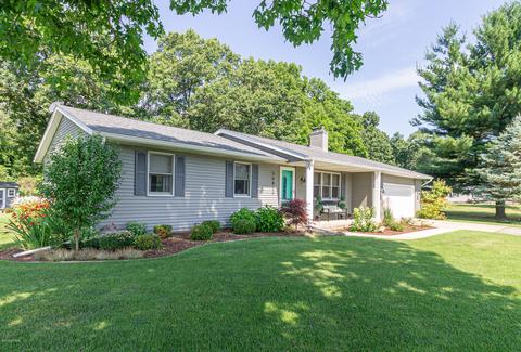56820 Chippewa Dr, Three Rivers, MI 49093 photo 1