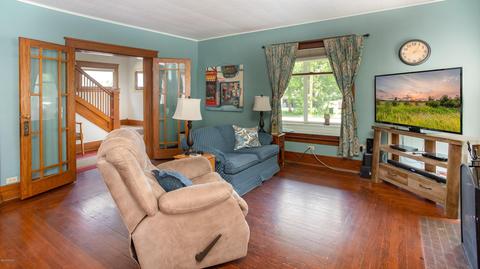 112 Division St, Big Rapids, MI 49307 photo 5