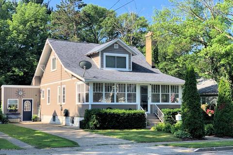 514 Exchange St, Spring Lake, MI 49456 photo 1