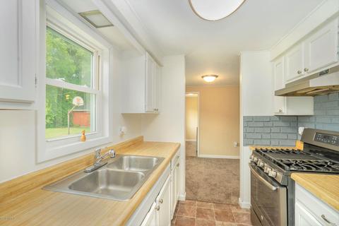 220 E Sidney Rd, Stanton, MI 48888 photo 4