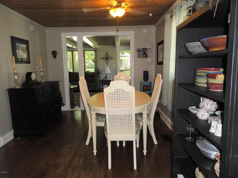 161 E Main St, Saranac, MI 48881 photo 8
