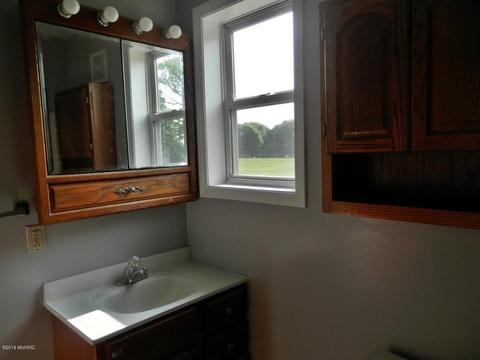 254 Third St, Manistee, MI 49660 photo 16