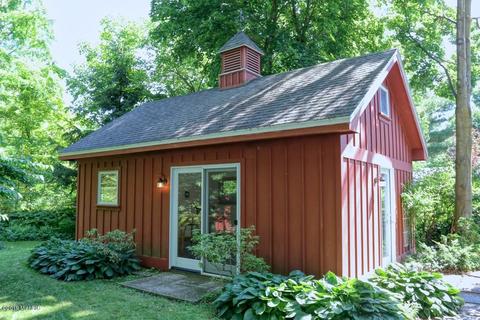 548 Hoffman St, Saugatuck, MI 49453 photo 5