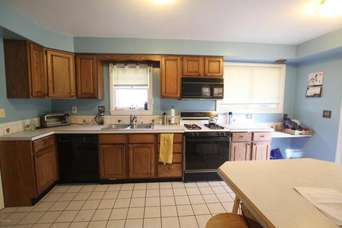 210 Oak Grv, Parchment, MI 49004 photo 7