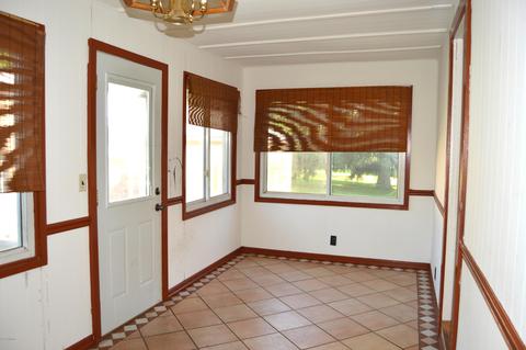 894 E Michigan Ave, Marshall, MI 49068 photo 5