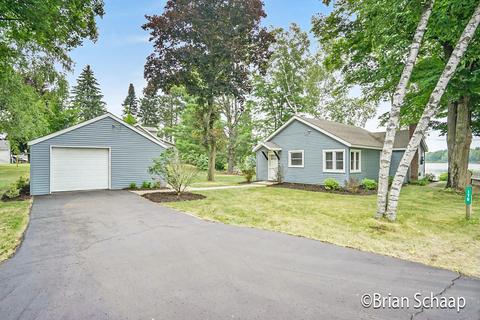 175 1st St, Morley, MI 49336 photo 22
