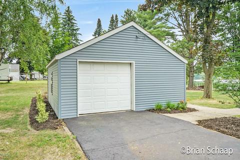 175 1st St, Morley, MI 49336 photo 21