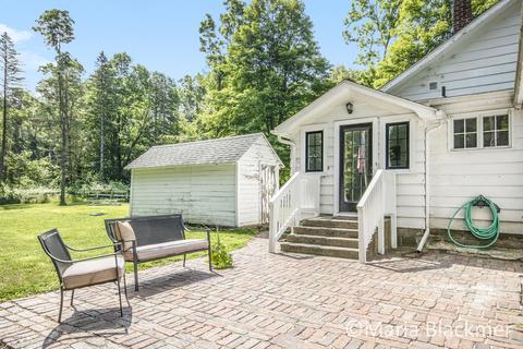 1040 N State St, Ionia, MI 48846 photo 9