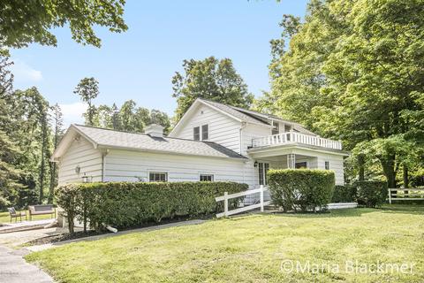 1040 N State St, Ionia, MI 48846 photo 5
