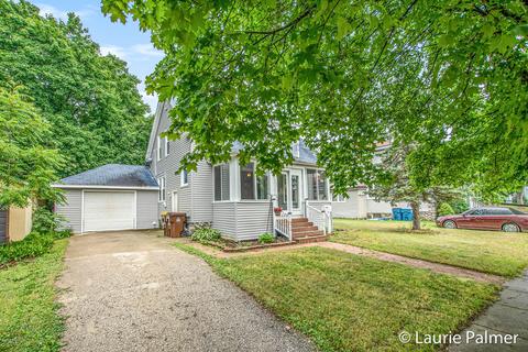 320 Alderman St, Belding, MI 48809 photo 4