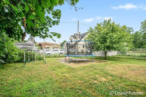 320 Alderman St, Belding, MI 48809 photo 31