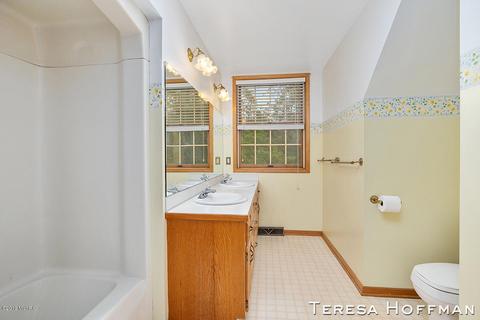 239 River Pine Dr NE, Lowell, MI 49331 photo 23