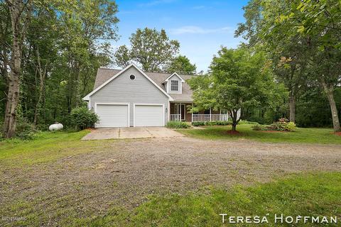239 River Pine Dr NE, Lowell, MI 49331 photo 3