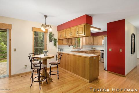 239 River Pine Dr NE, Lowell, MI 49331 photo 7