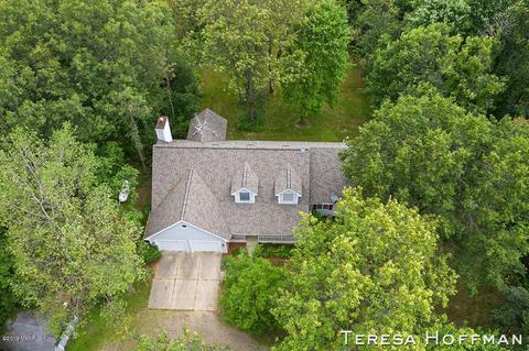 239 River Pine Dr NE, Lowell, MI 49331 photo 32