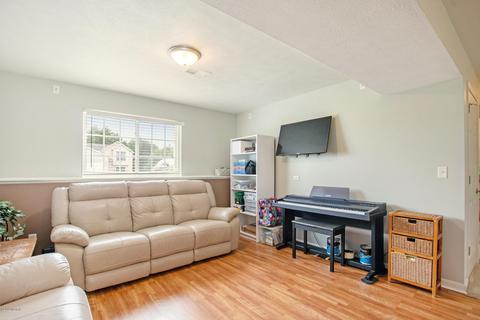 759 Pine Ridge Dr, Belding, MI 48809 photo 27