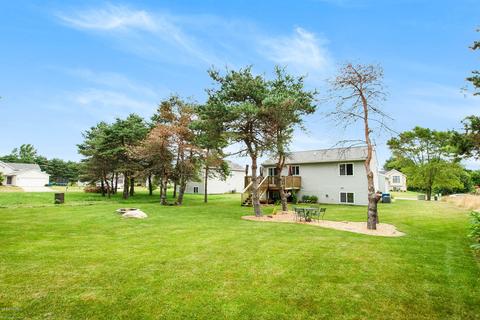 759 Pine Ridge Dr, Belding, MI 48809 photo 6