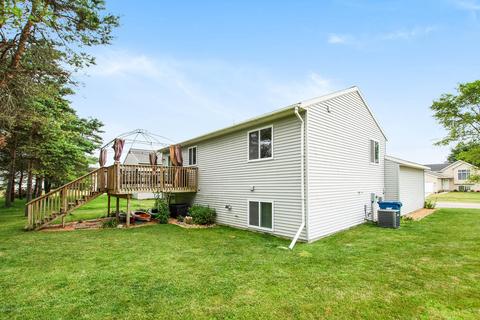 759 Pine Ridge Dr, Belding, MI 48809 photo 4