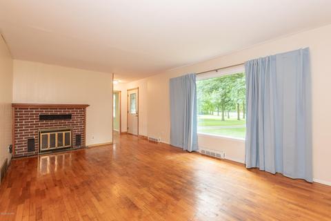 60486 Constantine Rd, Three Rivers, MI 49093 photo 5