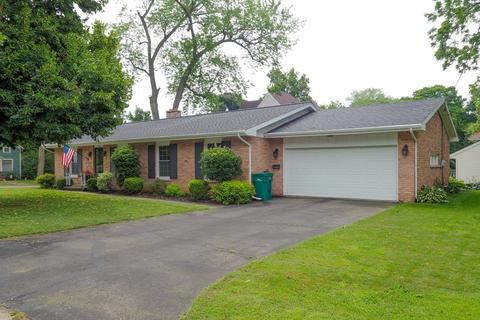 524 E Prospect St, Marshall, MI 49068 photo 2
