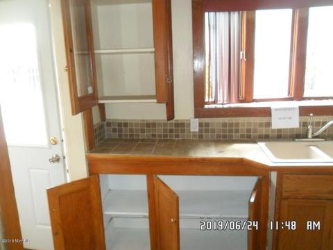126 W Plainwell St, Plainwell, MI 49080 photo 12