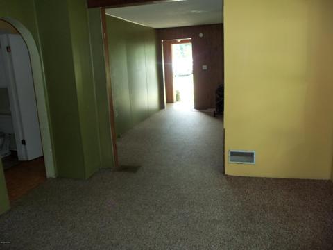 331 S Walker St, Bronson, MI 49028 photo 7