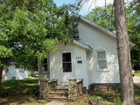 331 S Walker St, Bronson, MI 49028 photo 1